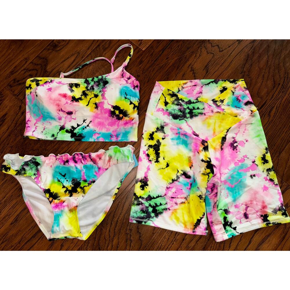 O'rageous Tie DyeSwim Lot‎ Junior's Size Large.  Bikini and Swim Shorts - NEW